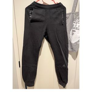 Adidas sweatpants
